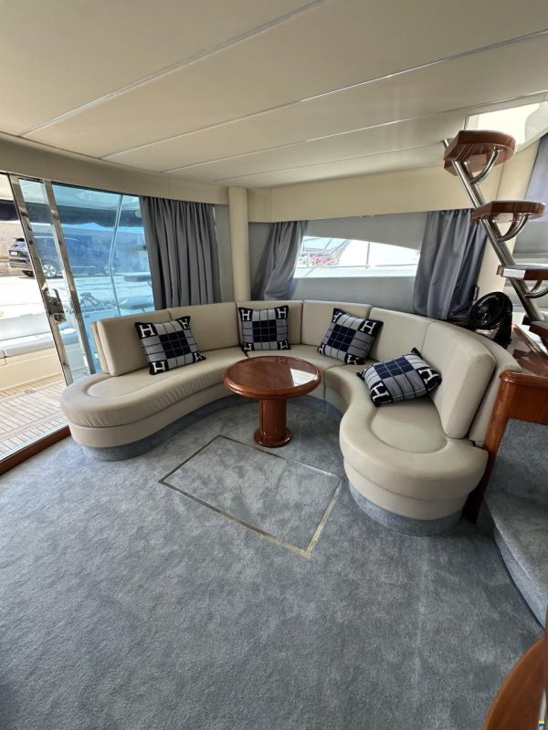 Fairline Squadron 55