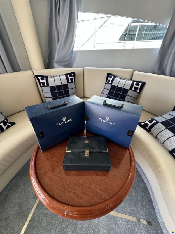 Fairline Squadron 55