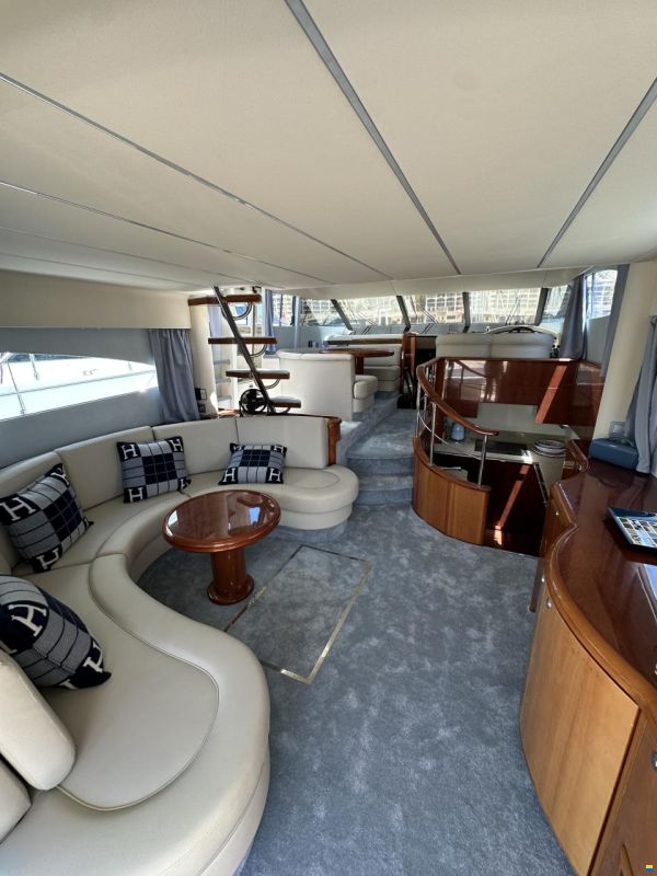 Fairline Squadron 55