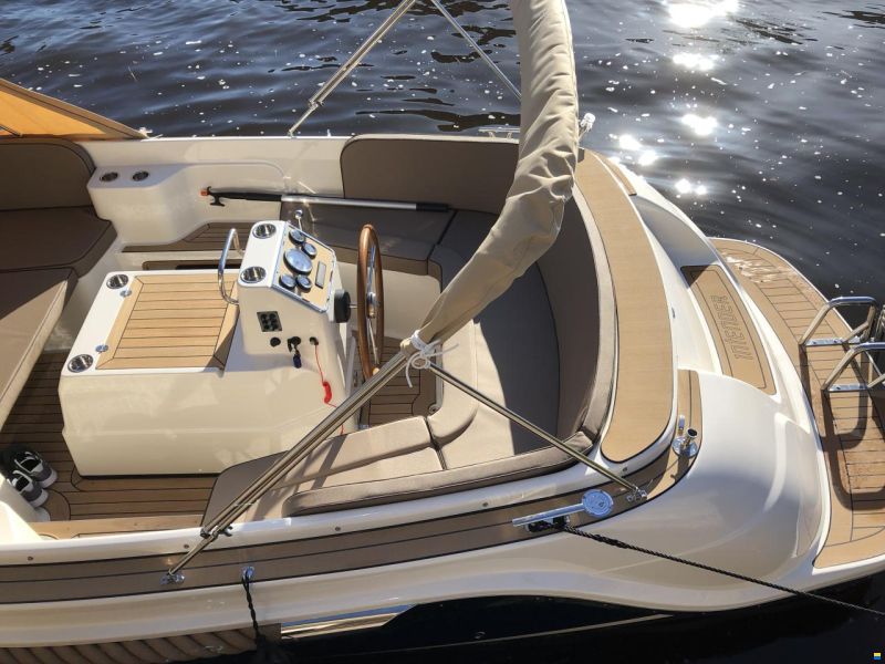 Interboat Intender 640