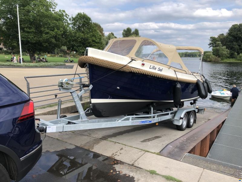 Interboat Intender 640