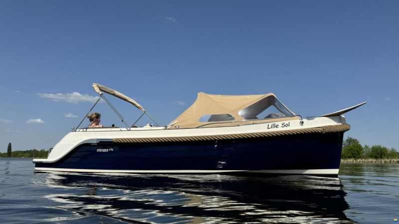 Interboat Intender 640