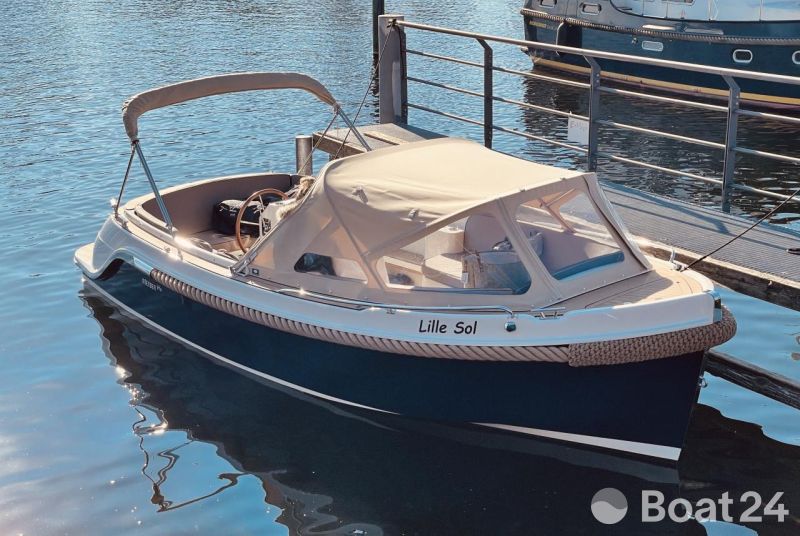 Interboat Intender 640
