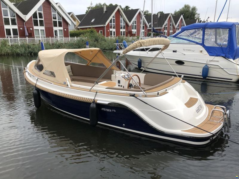 Interboat Intender 640
