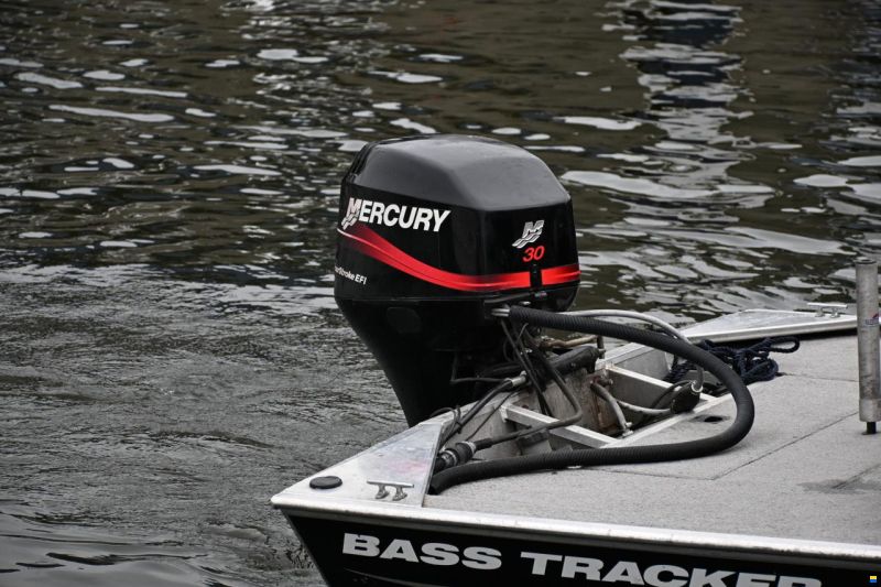 Tracker Marine Pro team 170TX