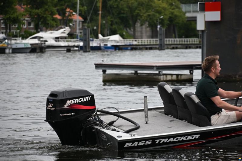 Tracker Marine Pro team 170TX