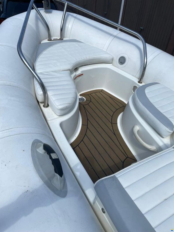 Zodiac Yachtline 420