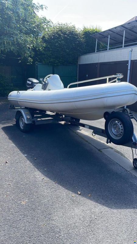 Zodiac Yachtline 420