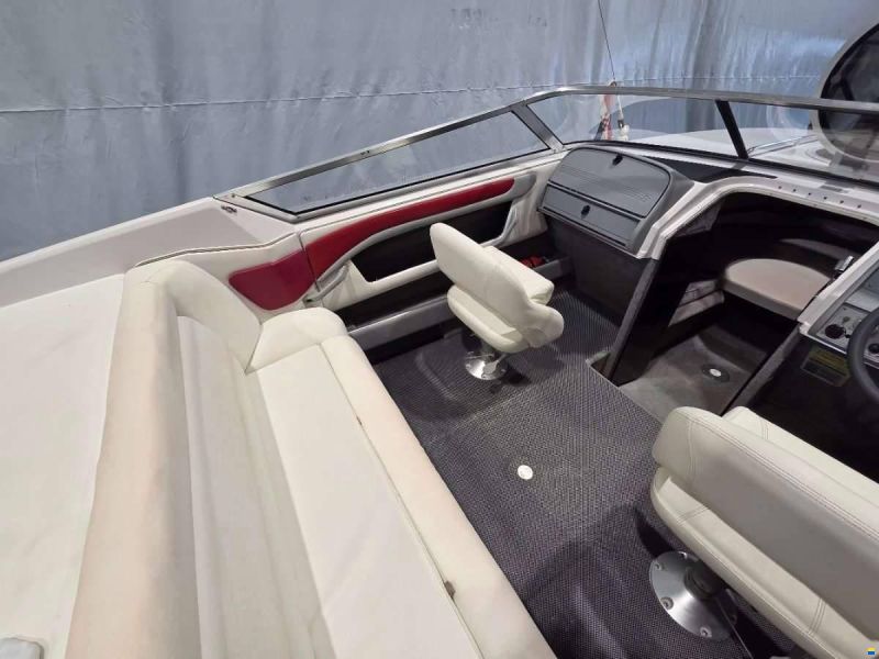 Four Winns 201 Liberator