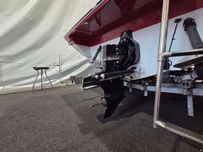 Four Winns 201 Liberator