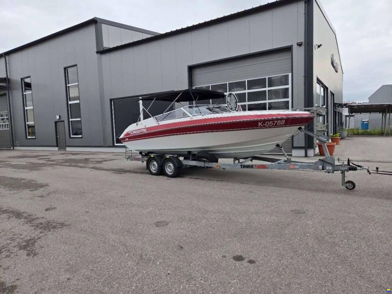 Four Winns 201 Liberator