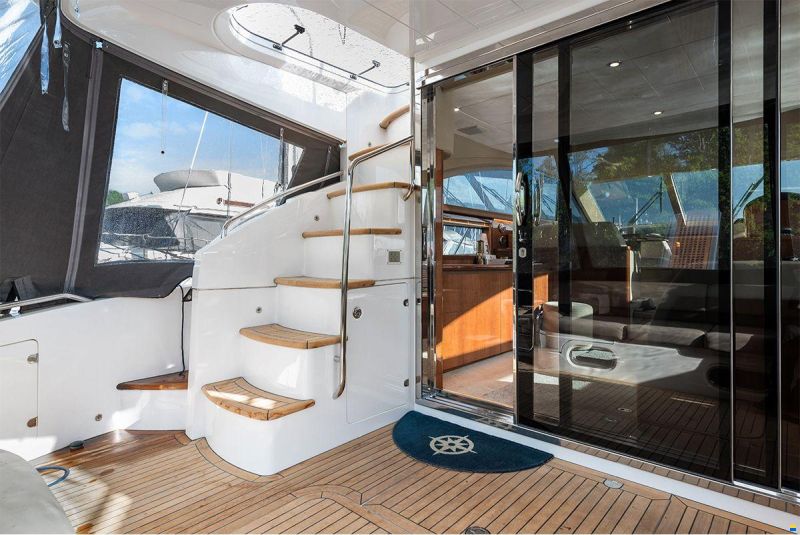Princess 54