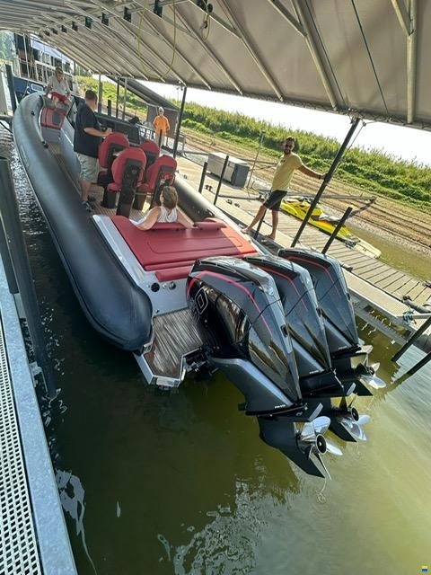 Technohull 38 Grand Sport
