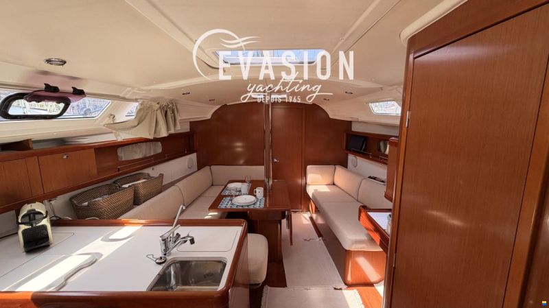 Beneteau OCEANIS 37