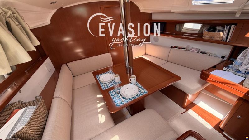 Beneteau OCEANIS 37