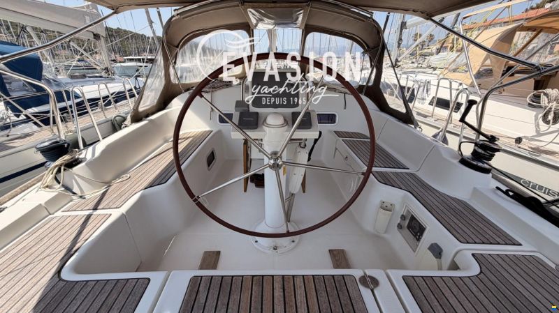 Beneteau OCEANIS 37