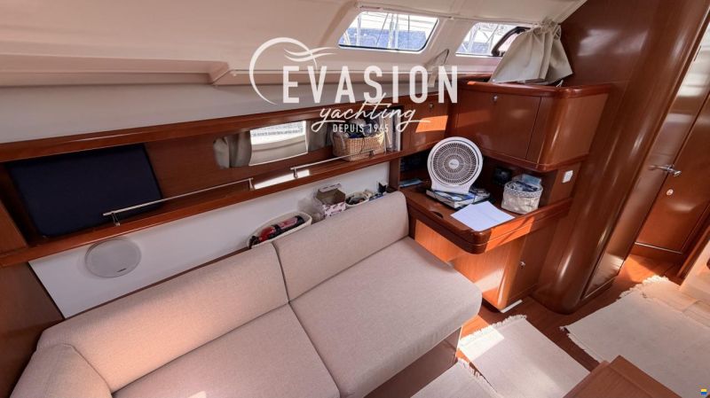 Beneteau OCEANIS 37