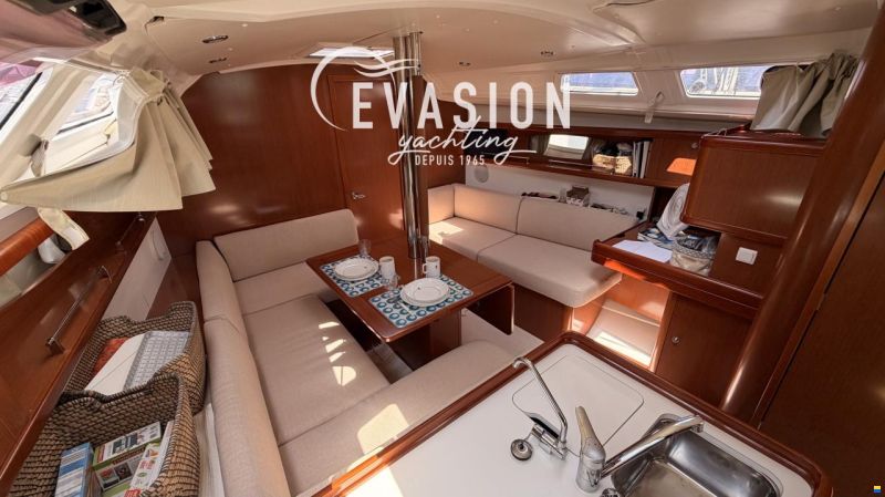 Beneteau OCEANIS 37