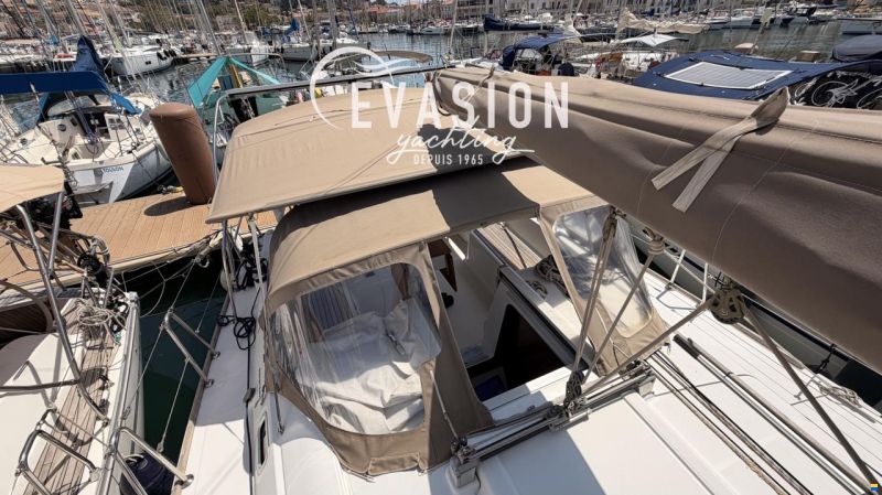 Beneteau OCEANIS 37