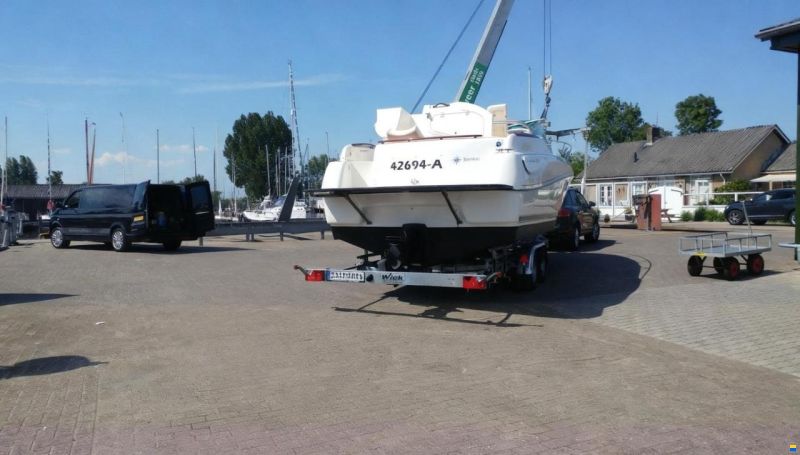 Jeanneau Leader 805