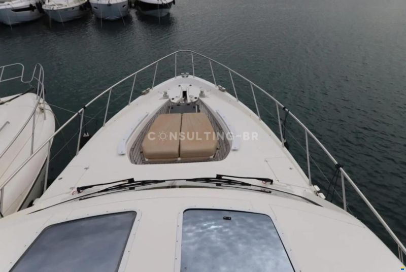 Sealine T60