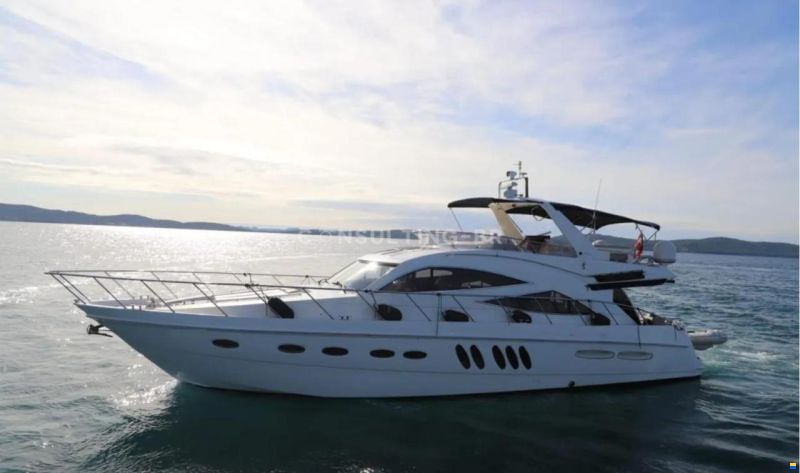 Sealine T60