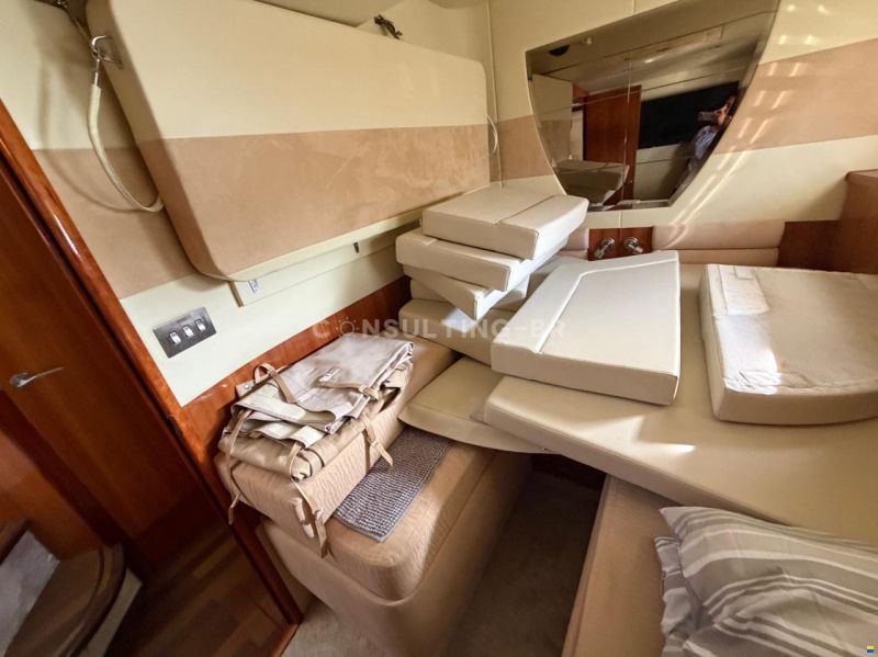 Sealine T60