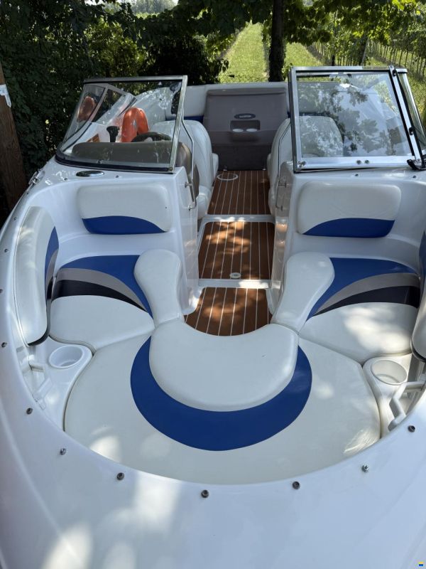 Glastron Motorboot Bowrider Gardasee
