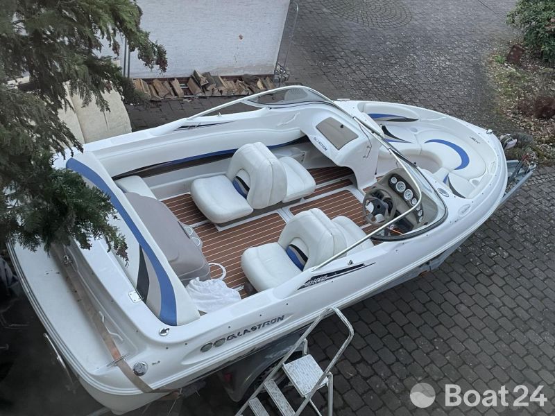 Glastron Motorboot Bowrider Gardasee