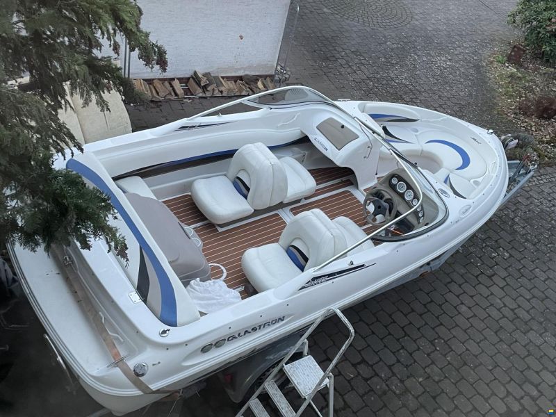 Glastron Motorboot Bowrider Gardasee