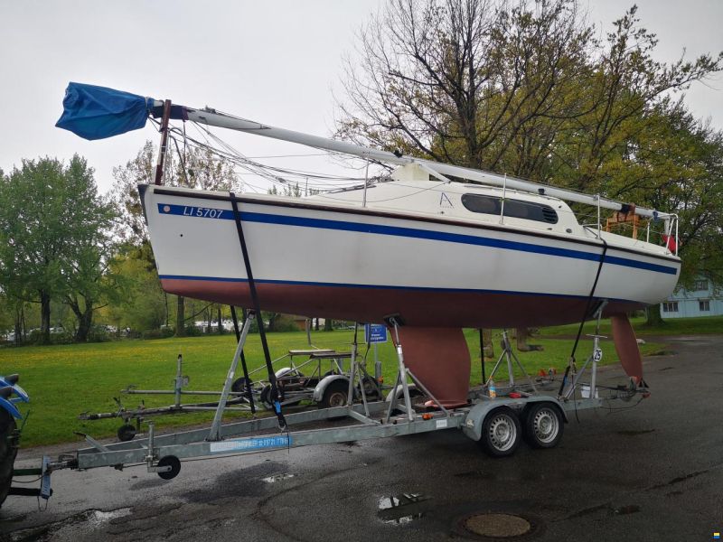 Azuree 27, Baujahr 1996, Italien