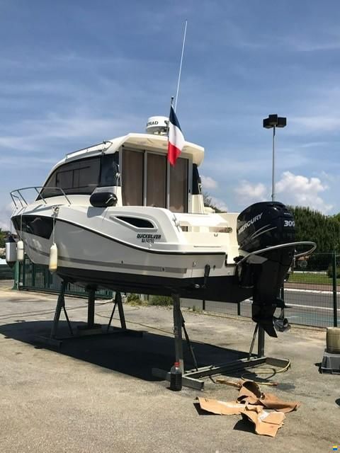 Quicksilver Activ 755 Weekend