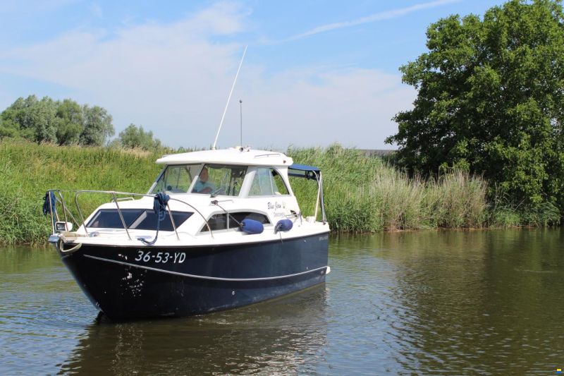 Bayliner Discovery 246