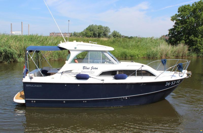 Bayliner Discovery 246