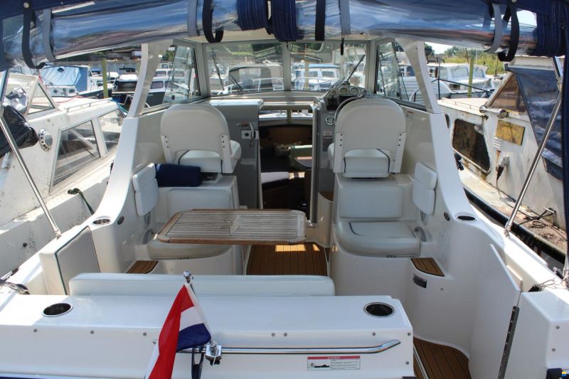 Bayliner Discovery 246