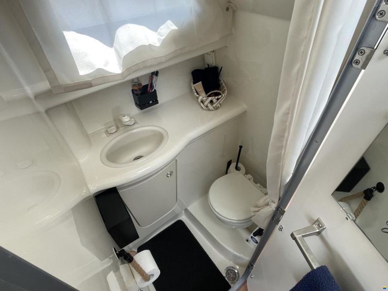 Bayliner Discovery 246