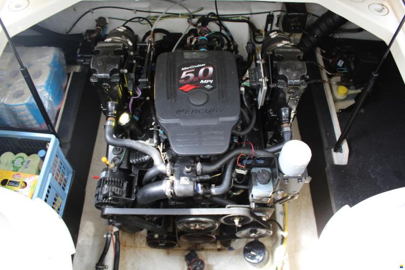 Bayliner Discovery 246