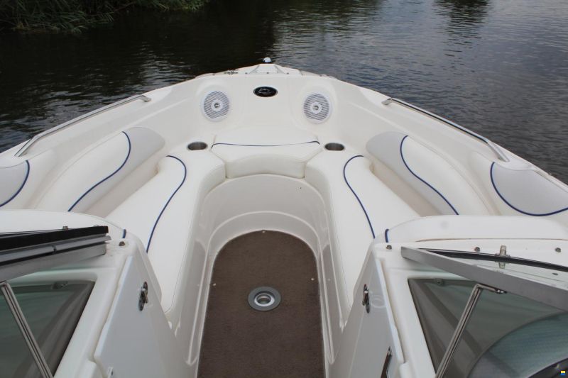 Rinker 226 Captiva