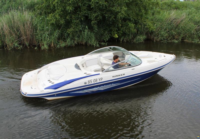 Rinker 226 Captiva
