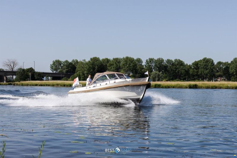Interboat DE Intercruiser 27 Cabin
