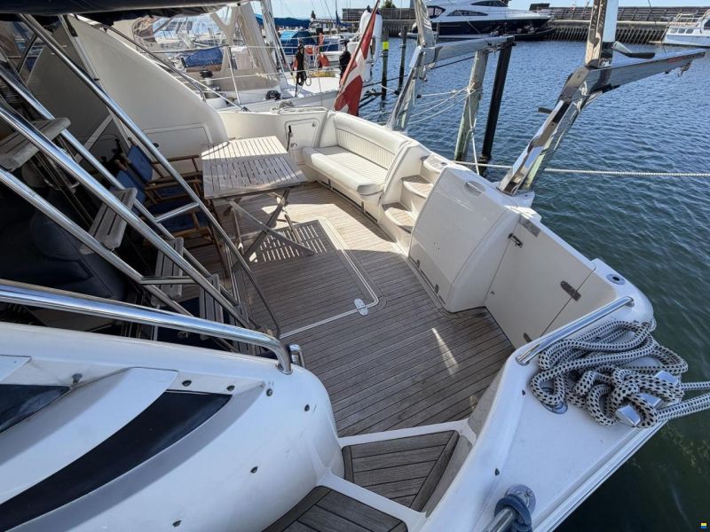 Fairline Squadron 43
