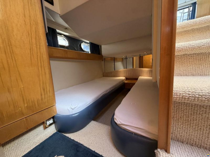 Fairline Squadron 43