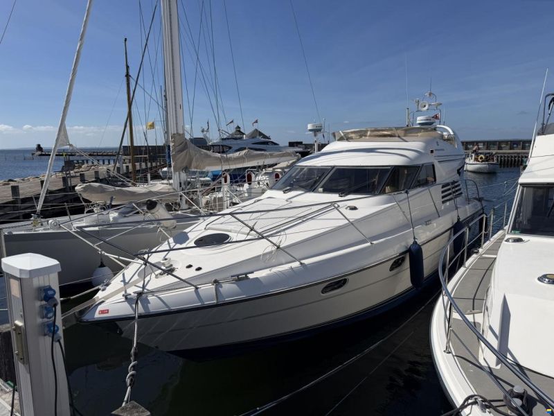 Fairline Squadron 43