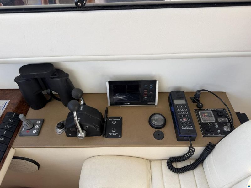 Fairline Squadron 43