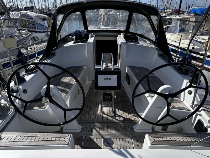 Hanse 345