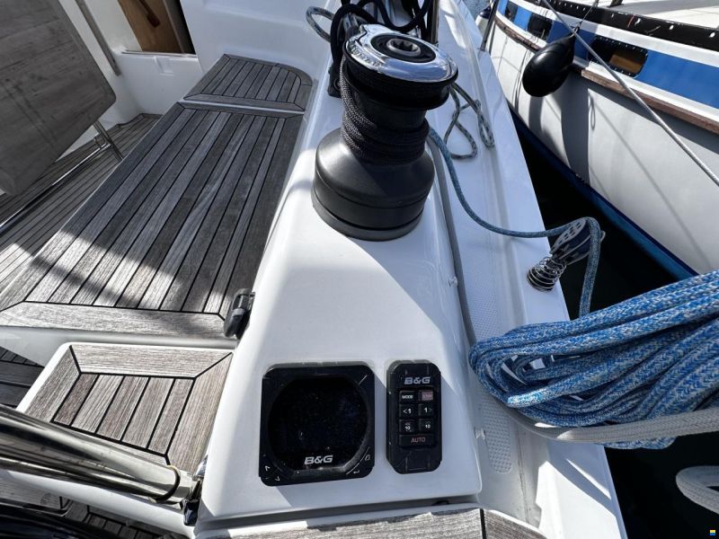 Hanse 345