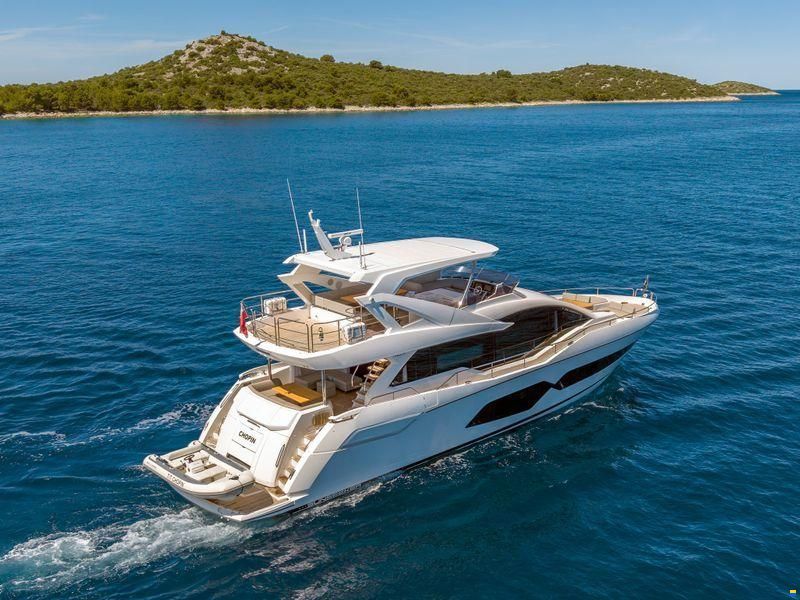 Sunseeker 76 Yacht