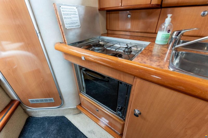 Sealine S37