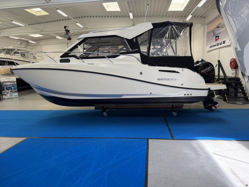 Quicksilver 675 Weekend