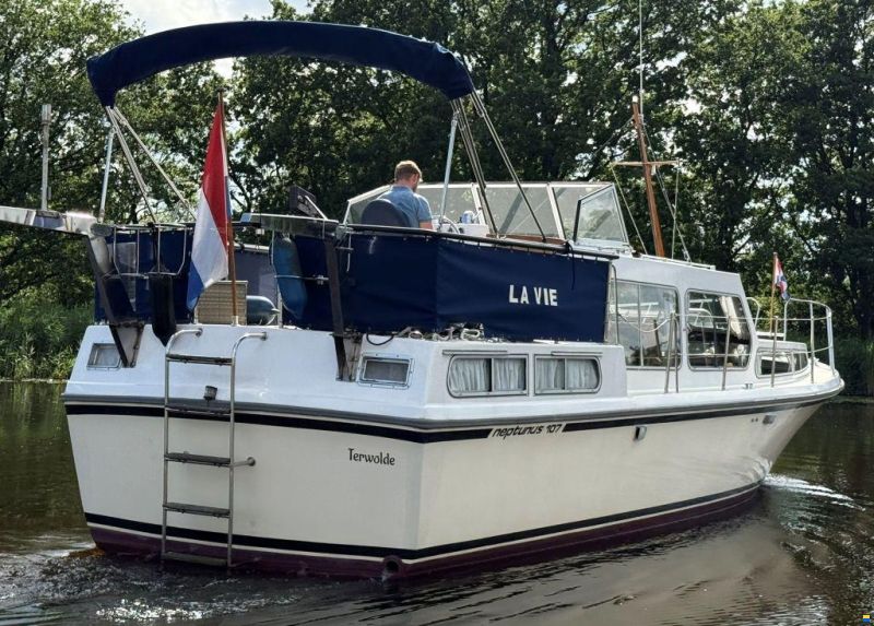 Neptunus 107
